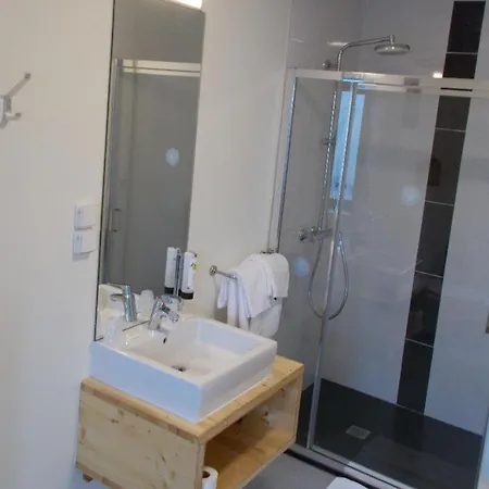 Hotel Logis De La Poste Saint-Sauves-d'Auvergne