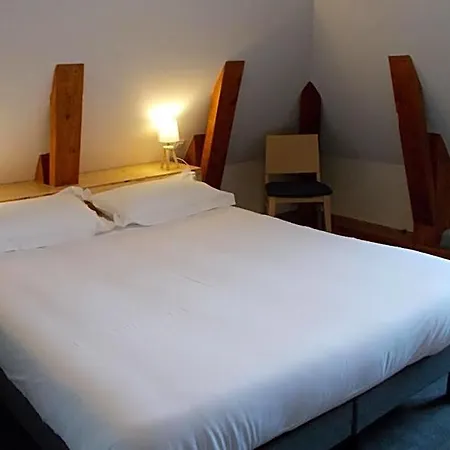 Logis De La Poste Hotel