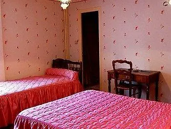 Logis De La Poste Hotel Saint-Sauves-d'Auvergne