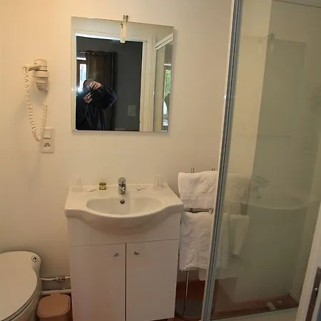 Logis De La Poste Saint-Sauves- dʼAuvergne