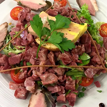 Logis De La Poste Hotel Saint-Sauves-d'Auvergne