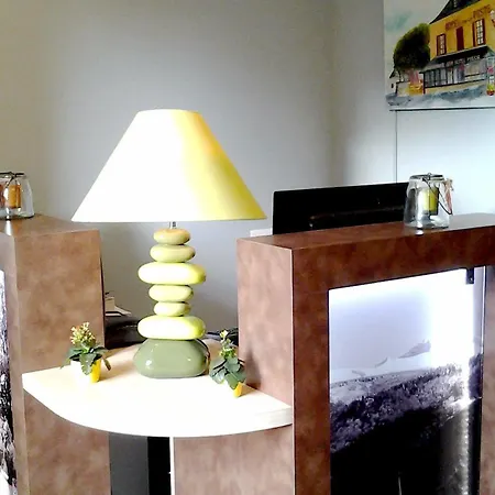 Logis De La Poste Hotel