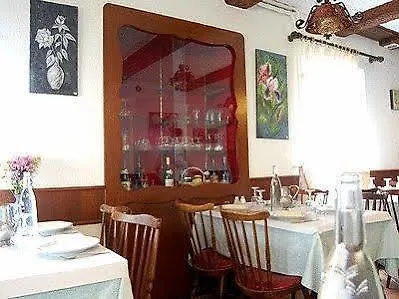 Logis De La Poste Saint-Sauves-d'Auvergne