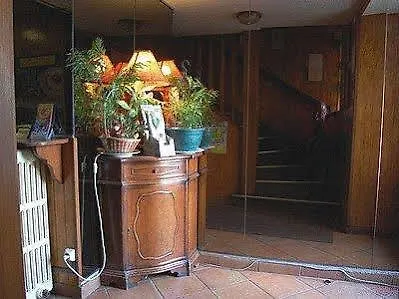 Logis De La Poste 2*